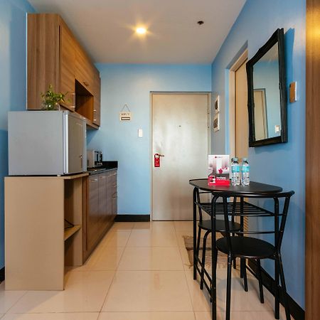 RedDoorz Plus @ Kamuning Quezon City Exterior foto